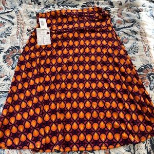 Lularoe skirt